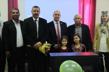 بنك القدس يقدم دعماً  لتجهيز مختبري  الحاسوب في مدراس عطارة
